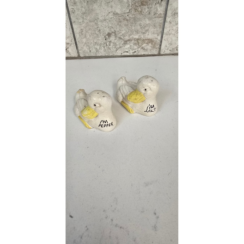Vintage Ceramic Duck Salt and Pepper Shaker Set White Yellow Novelty Bird Decor